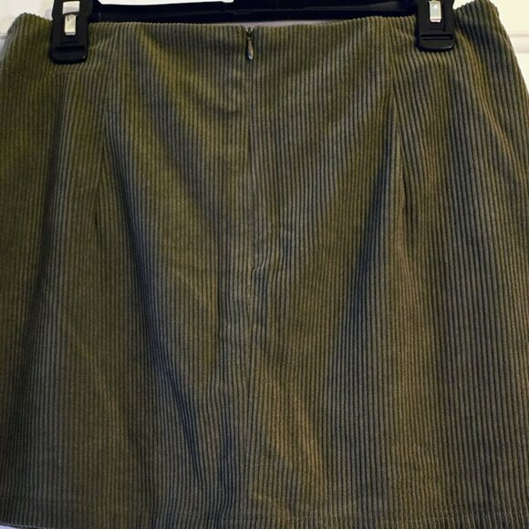 Halara High Waisted 2-in-1 A Line Mini Corduroy Casual Skirt- Olive - Picture 3 of 6
